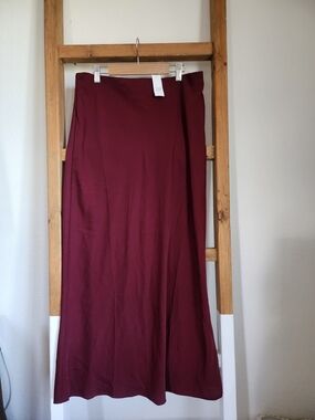 GAP Burgundy Midi Bias Cut Skirt - Sz Med